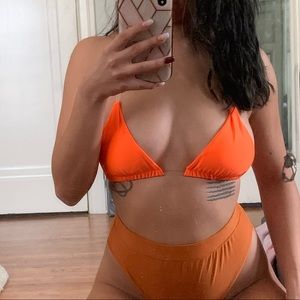 Invisible straps bikini top